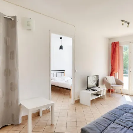 Superbe T2 Avec Balcon A Apartment