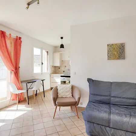 Superbe T2 Avec Balcon A *